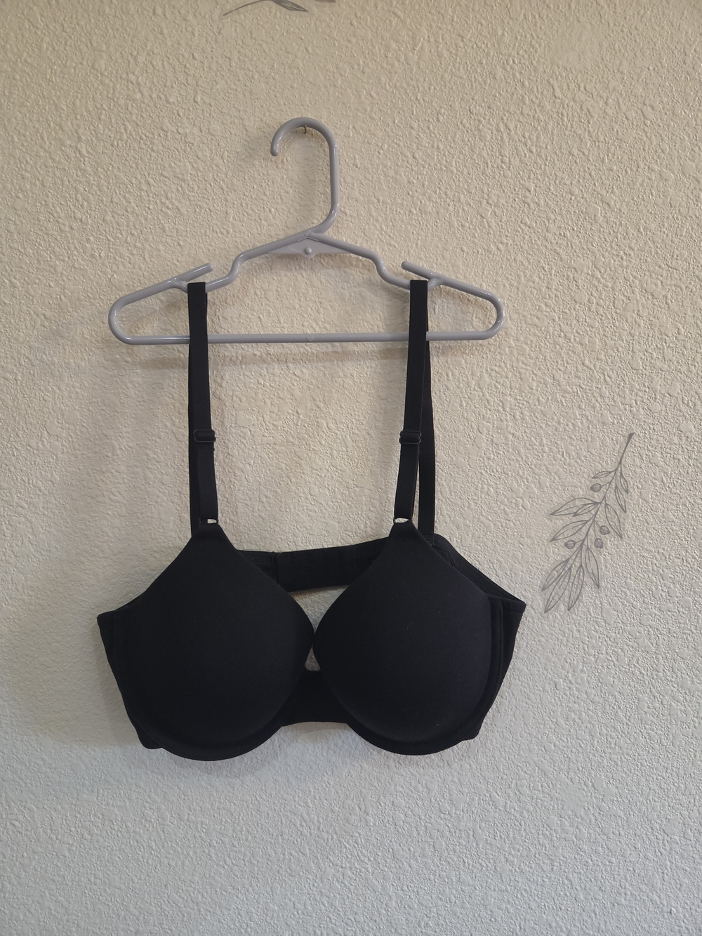 2 Pack Fruit of the Loom Black Molded T-Shirt Bra Size 38B NWOT